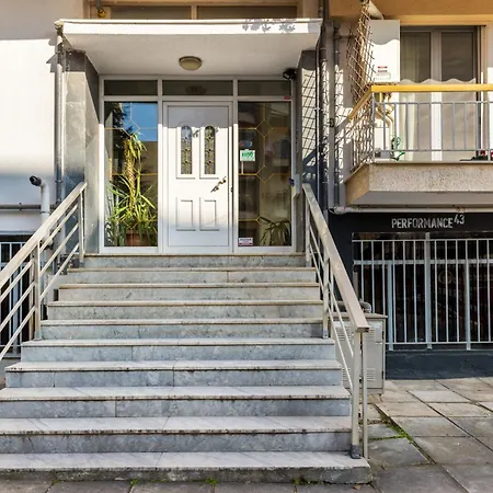 Brothershouse Thessaloniki Exterior photo